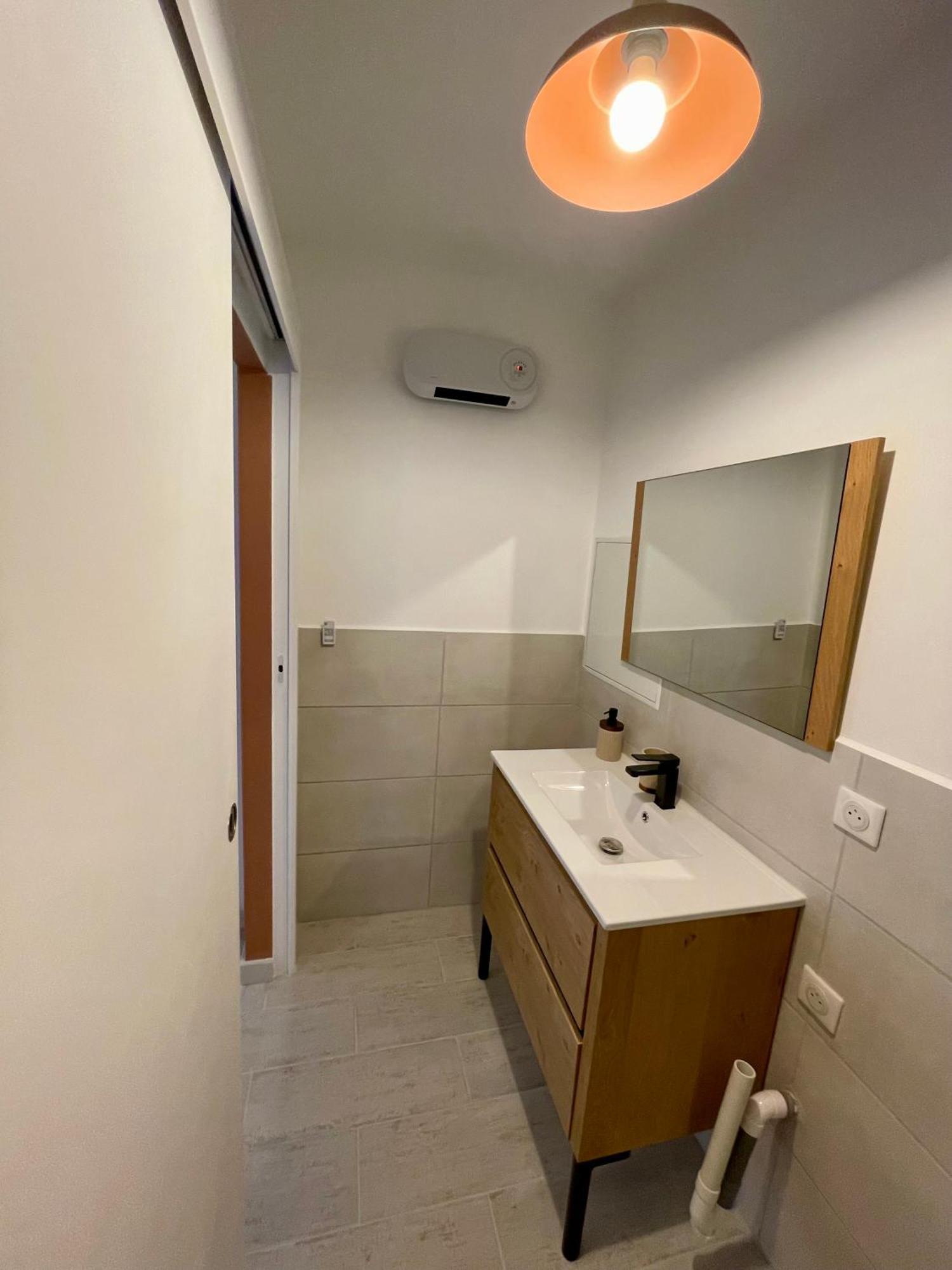 Bel Appartement A 세렛 외부 사진